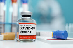 Meerderheid senioren wil coronavaccin
